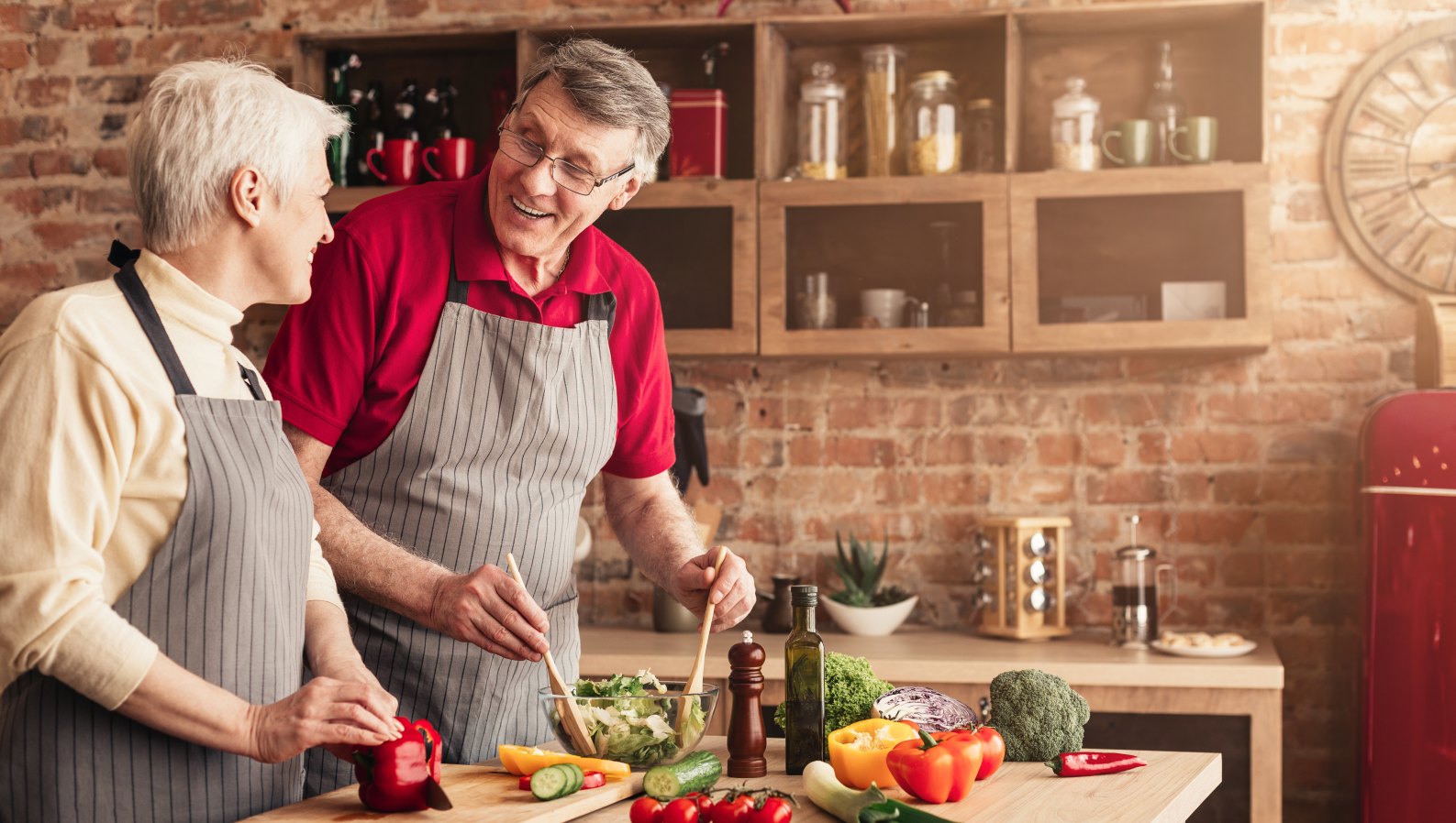 Why Meal Preparation Services Improve Senior Health