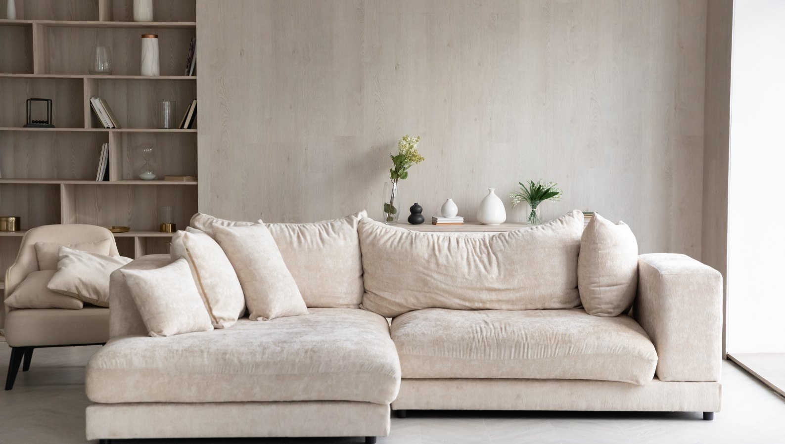 A calm, tidy living room set up for comfortable recovery at home